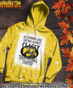 Alternative view of NCAA24 Iowa Hawkeyes Sweet And Classy Lady Bleached 3D Printed Hoodie, TShirt, Sweatshirt